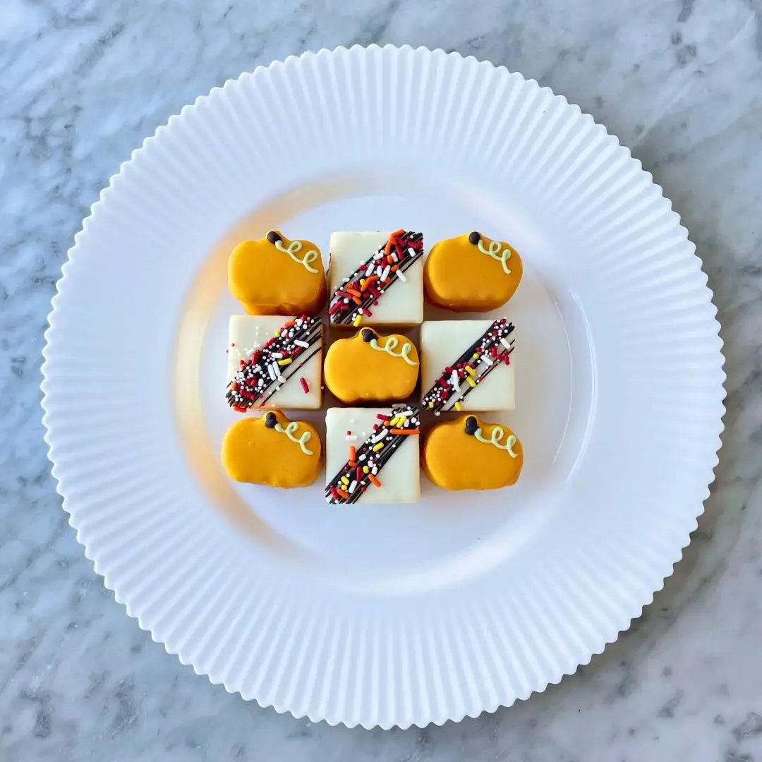 Autumn Bites Petit Fours - Dragonfly Cakes®