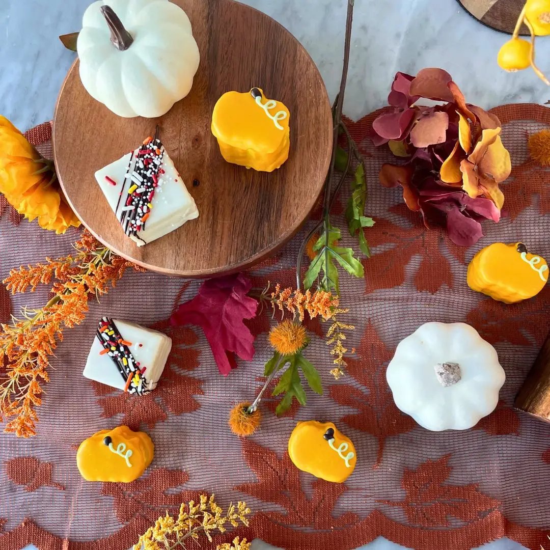 Autumn Bites Petit Fours - Dragonfly Cakes®