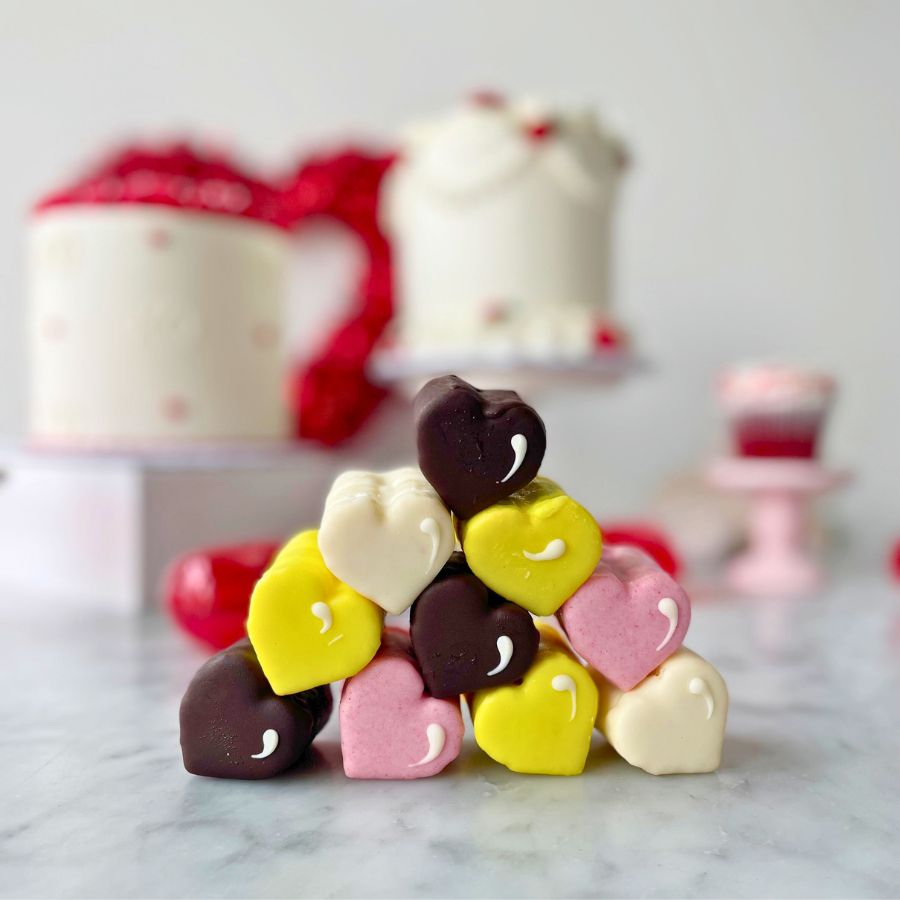 Signature Hearts Petit Fours (12-pack)
