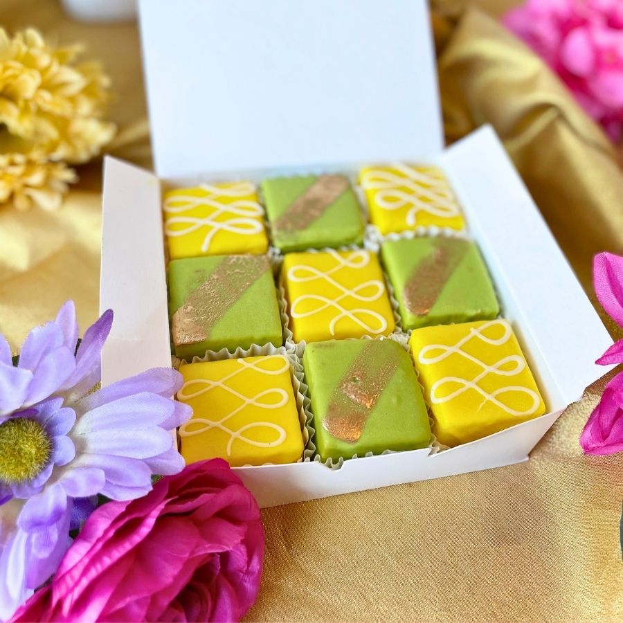 Citrus Grove Petit Fours — Lemon & Pistachio 9-Pack – Dragonfly Cakes®
