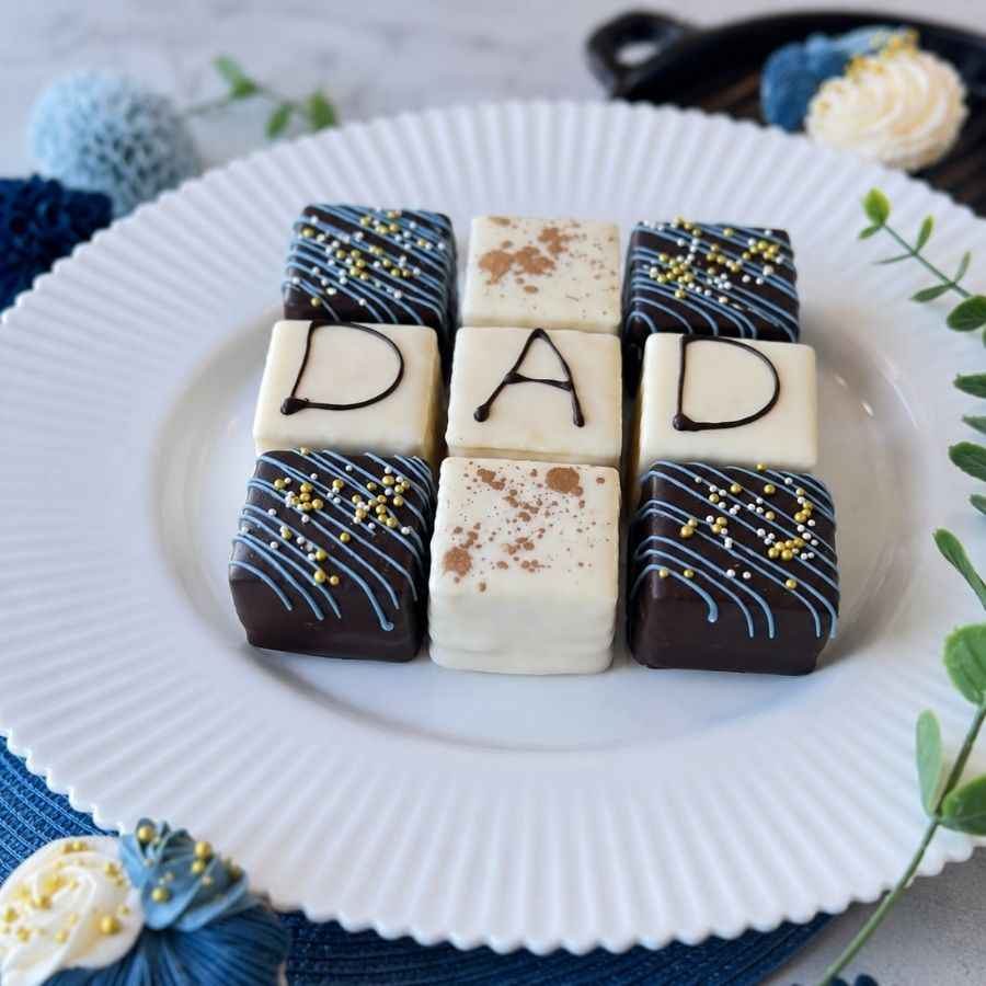 DAD Petit Fours