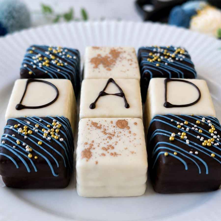 DAD Petit Fours