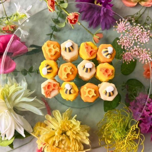 To Bee Or Not To Bee Petit Fours (12 pack)